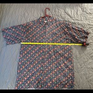 VTG Geometric 100% Silk Bogari Button-Up SZ L